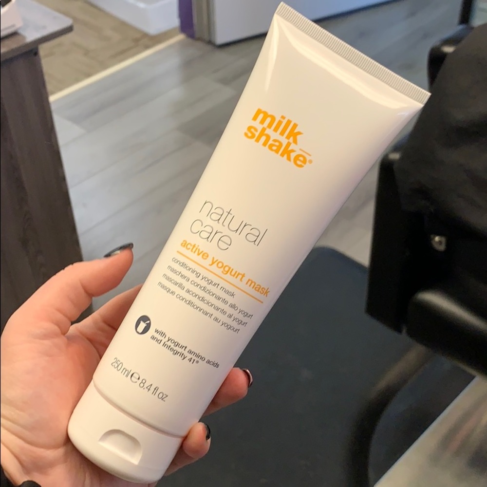 Milkshake yogurt hair mask